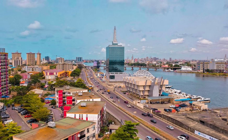 Crossing Nigeria Into Cameroun
